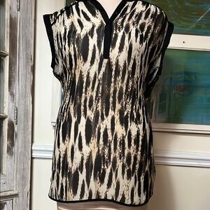 Chic Black and Cream Women's Top